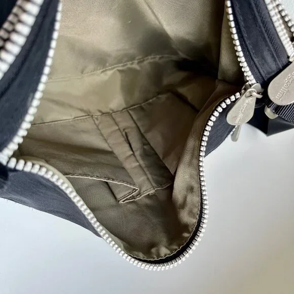 Like new! Baggallini Crossbody Nylon Travel Bag - Picture 7 of 8